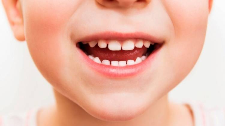 ظهور الأسنان عند الأطفال